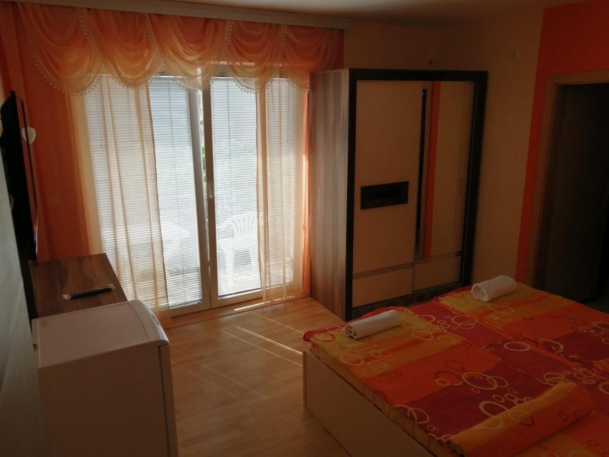 Villa Mimi Peštani Eksteriør billede